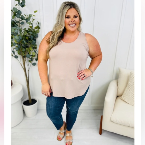 JUDY BLUE Mid Rise Plus/Reg Everyday Essential Relaxed Fit Jeans - Color DK ST - Picture 6 of 13